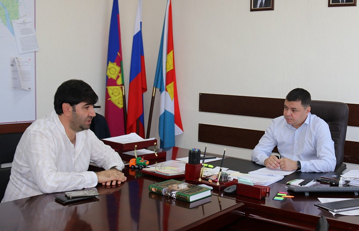 Глава города Дмитрий Смирнов встретился с председателем 